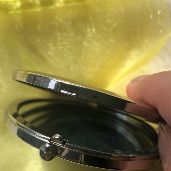 💜💜 Compact Makeup mirror - Picture 4 of 4
